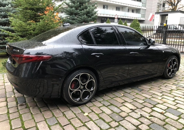 Alfa Romeo Giulia cena 130000 przebieg: 3658, rok produkcji 2022 z Warszawa małe 379